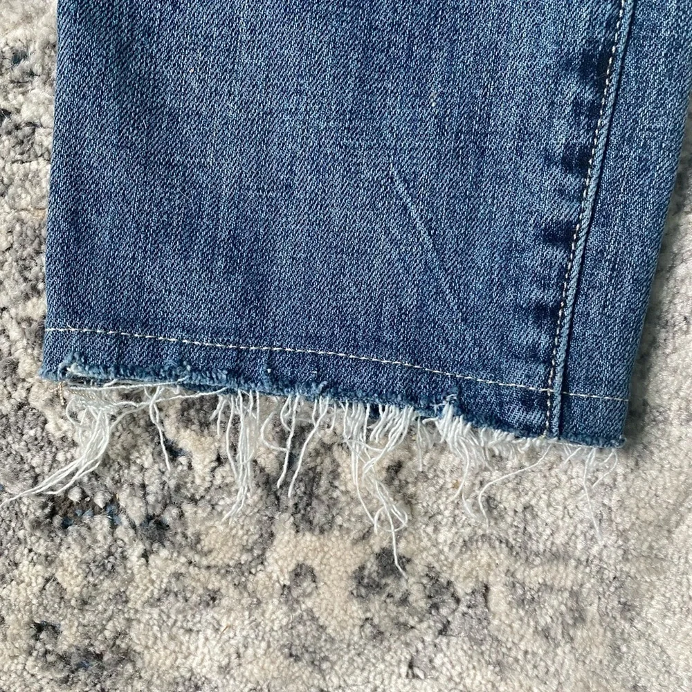 GAP jeans pairs